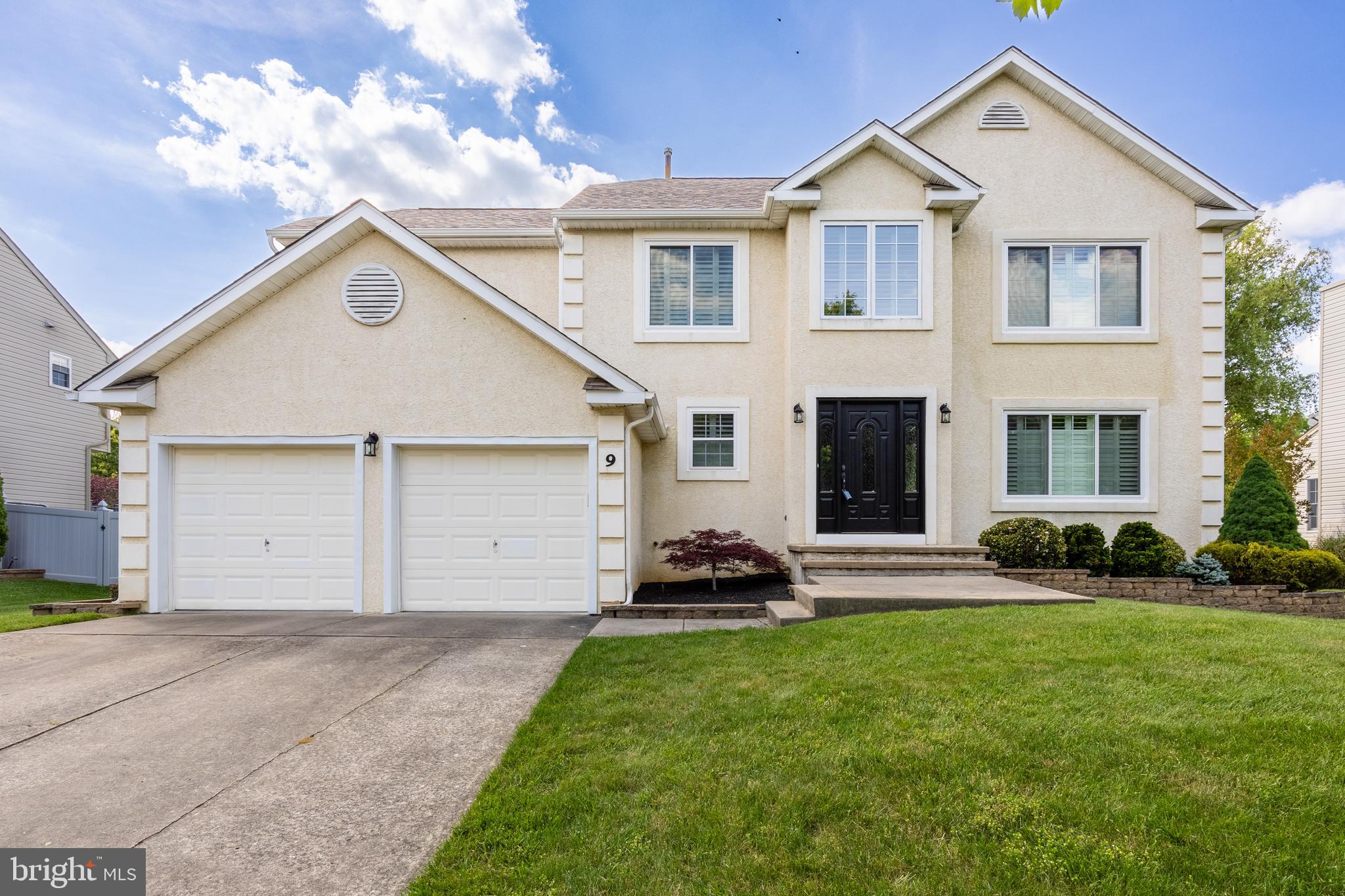 9 Kathryn Ct