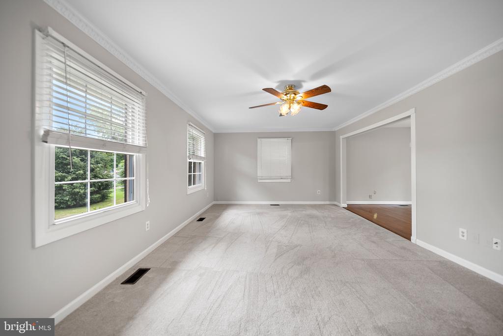 13 Overington Ave
