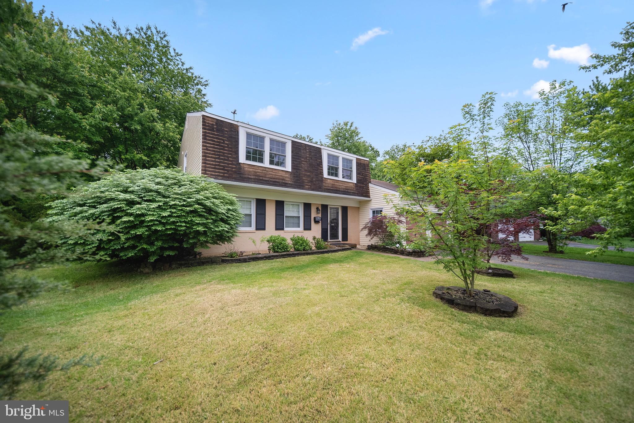 13 Overington Ave