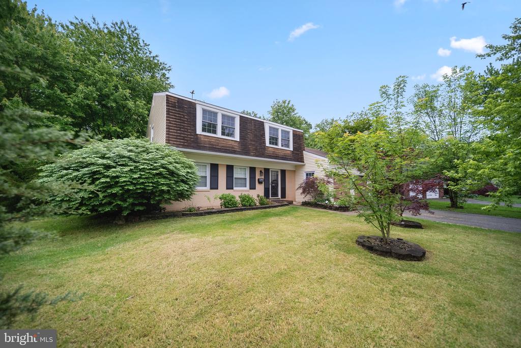 13 Overington Ave