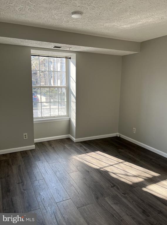 17 CRANBERRY COURT