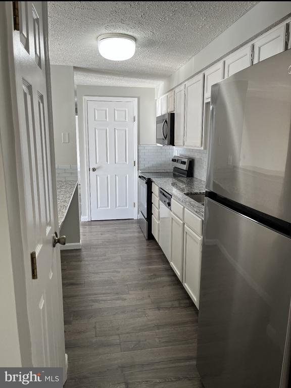 17 CRANBERRY COURT