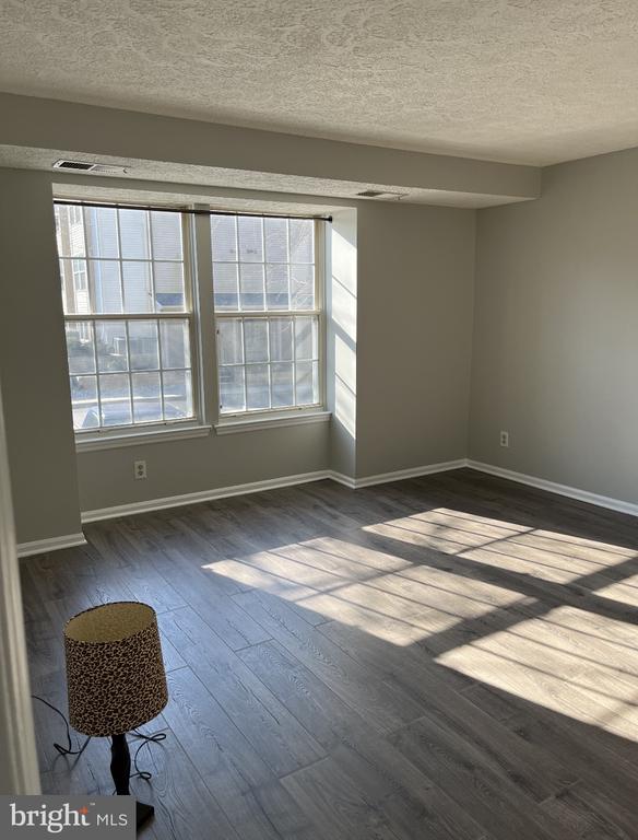 17 CRANBERRY COURT