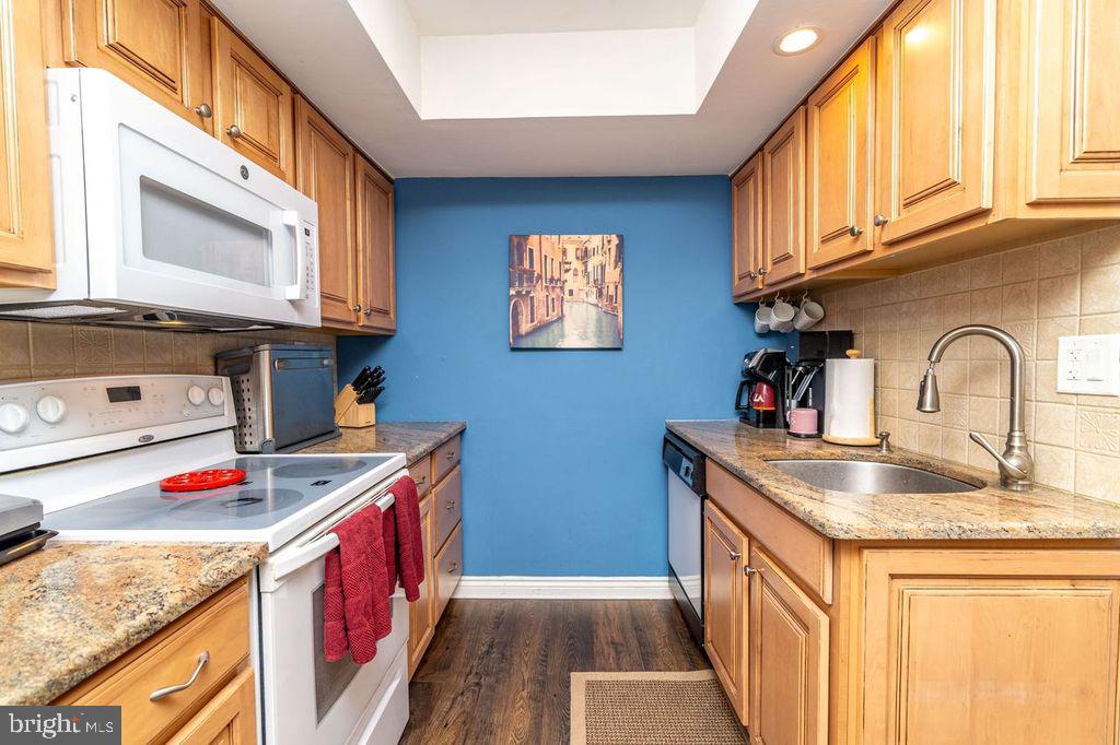 115 E Kings Highway Unit ##257