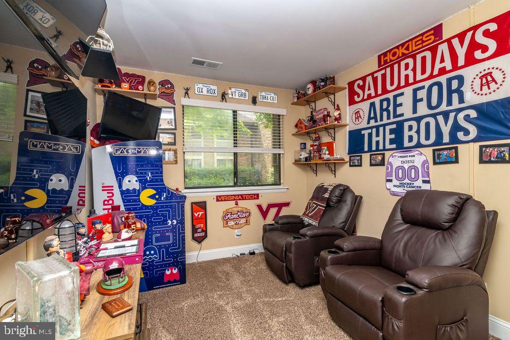 115 E Kings Highway Unit ##257