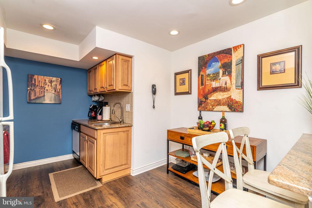 115 E Kings Highway Unit ##257