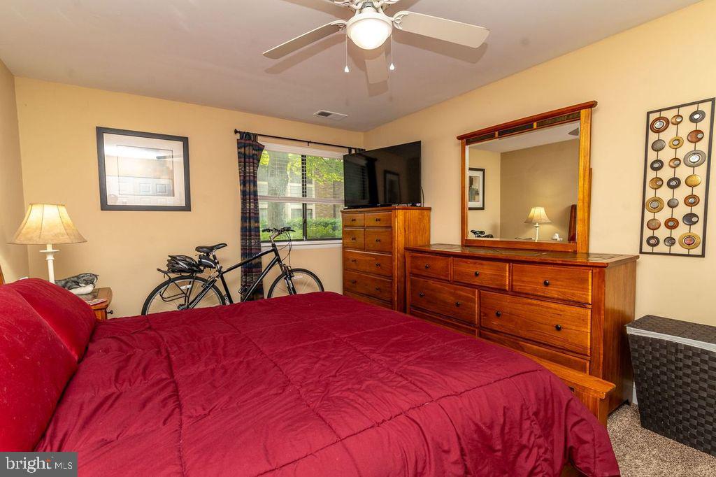 115 E Kings Highway Unit ##257