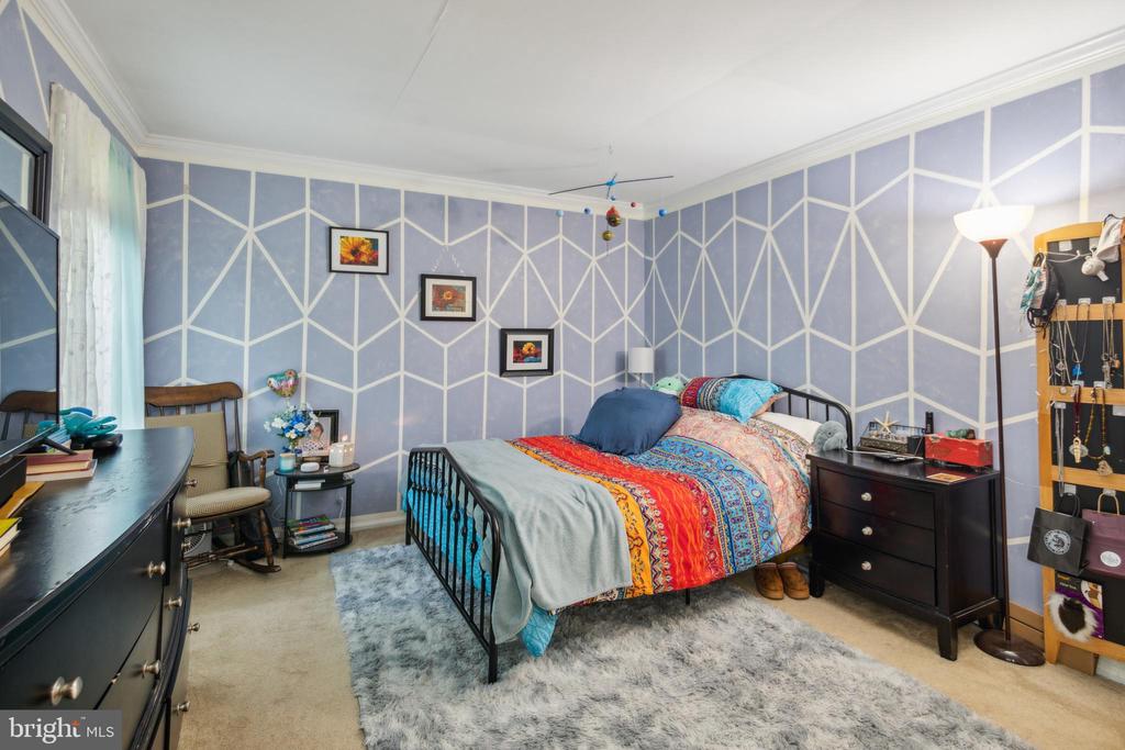 7 WISINA COURT