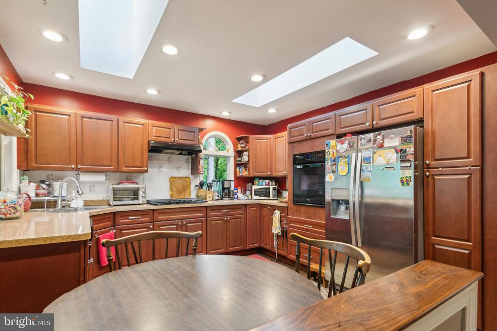 7 WISINA COURT