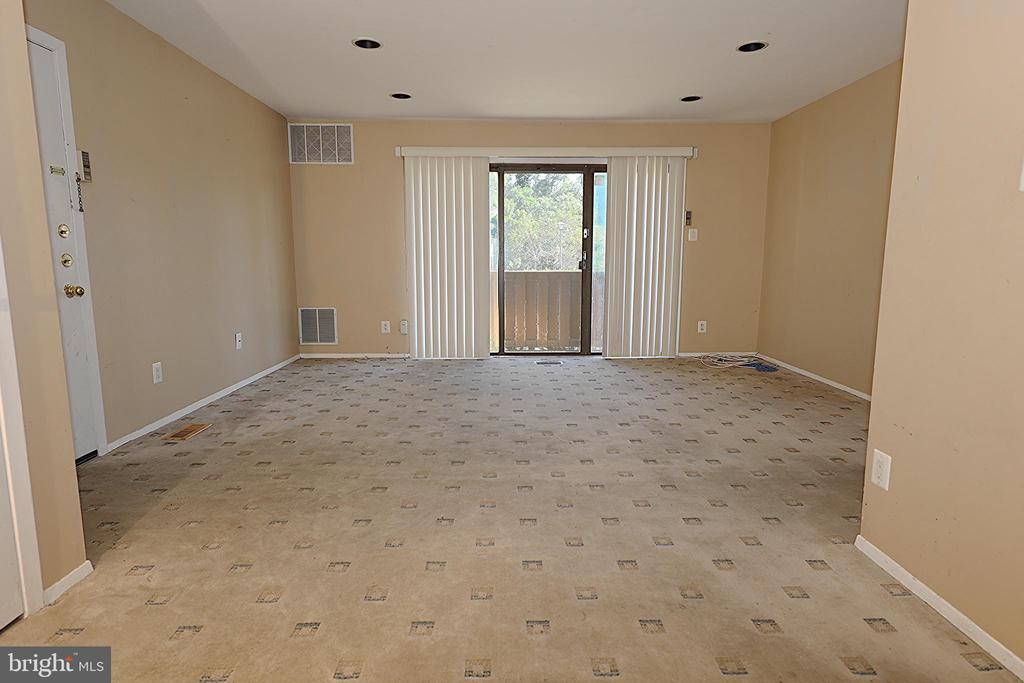 1005 Woodhollow Dr
