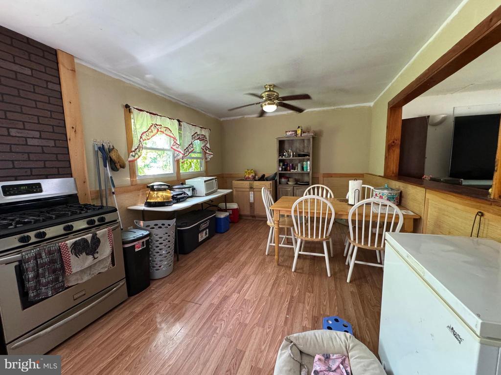 402 LOUISIANA TRAIL
