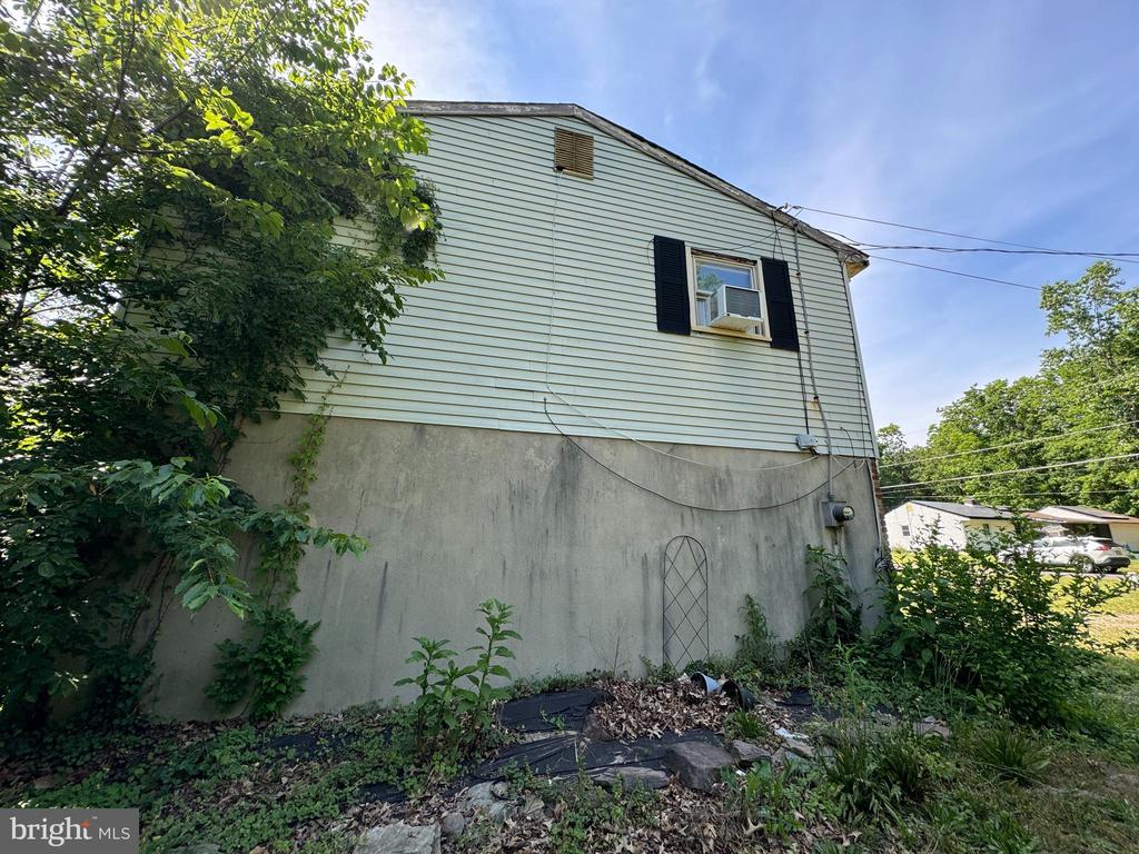 402 LOUISIANA TRAIL