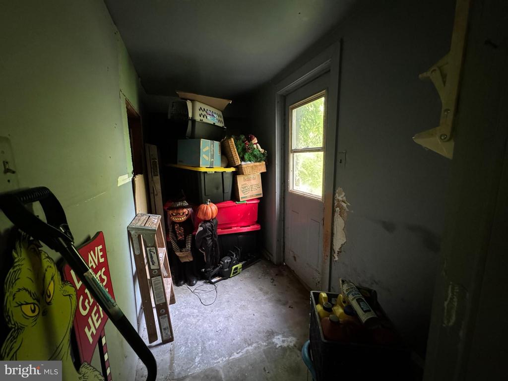 402 LOUISIANA TRAIL