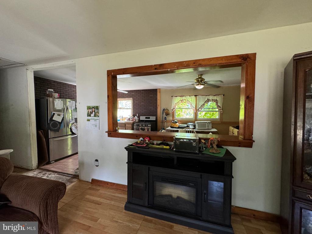 402 LOUISIANA TRAIL