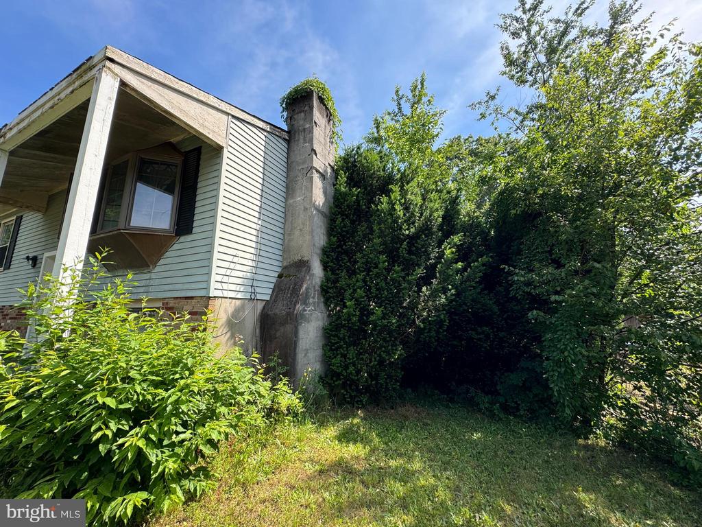 402 LOUISIANA TRAIL