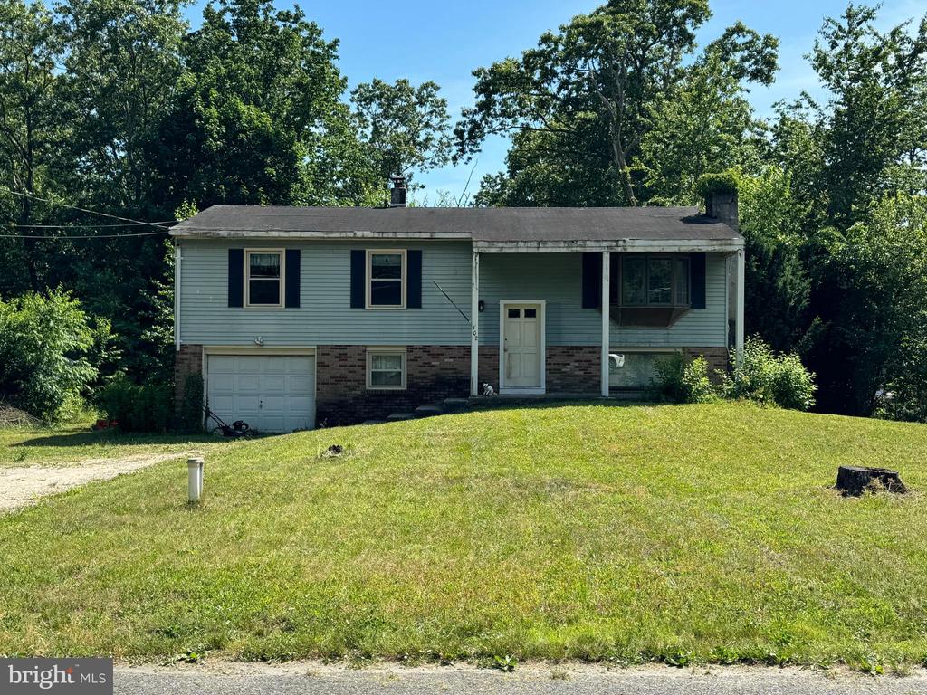 402 LOUISIANA TRAIL