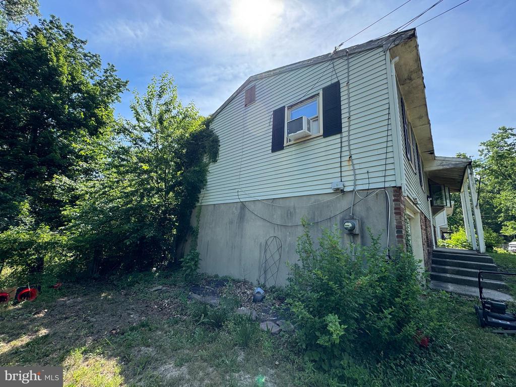 402 LOUISIANA TRAIL