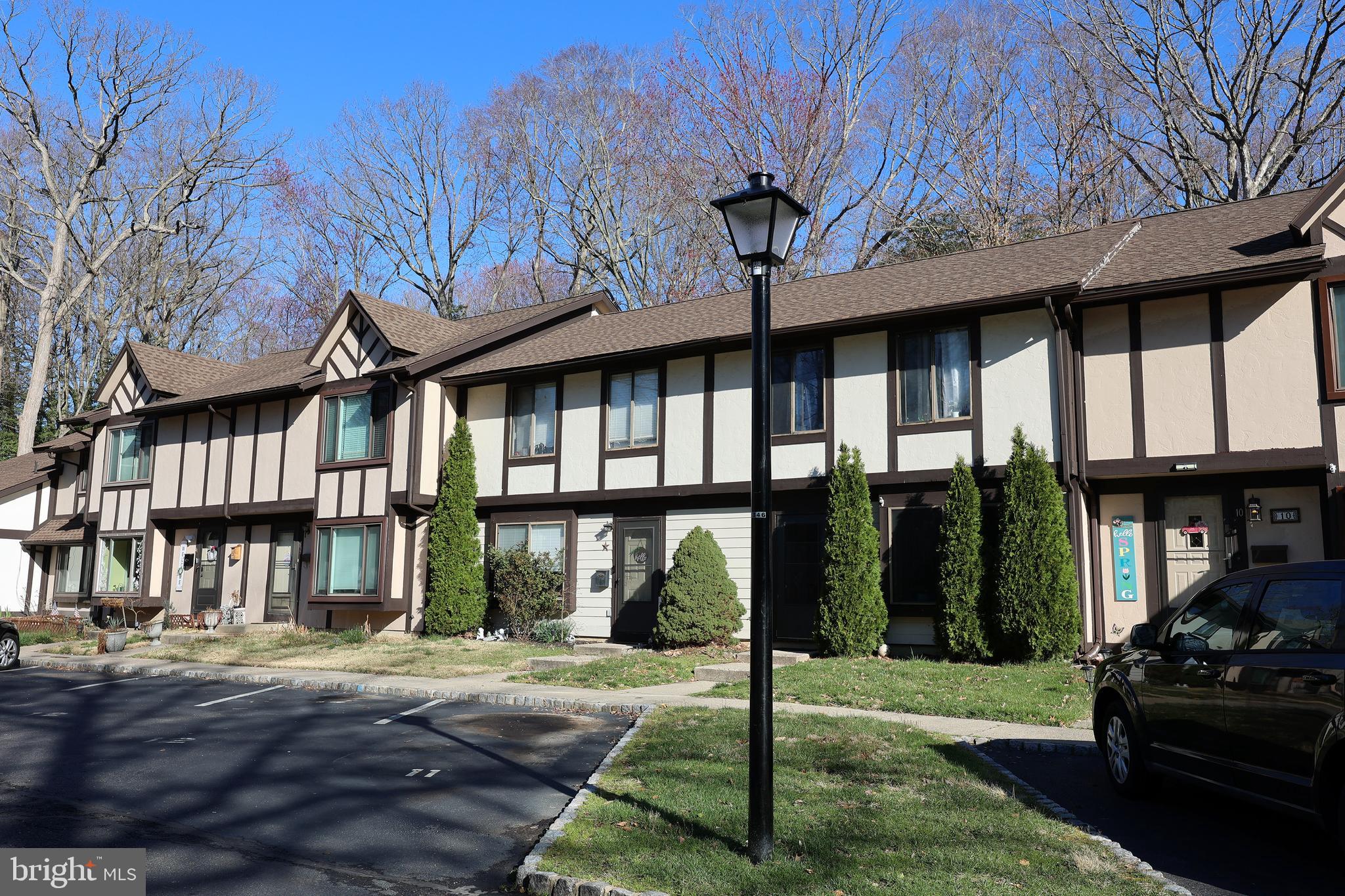 11 Sycamore Ct