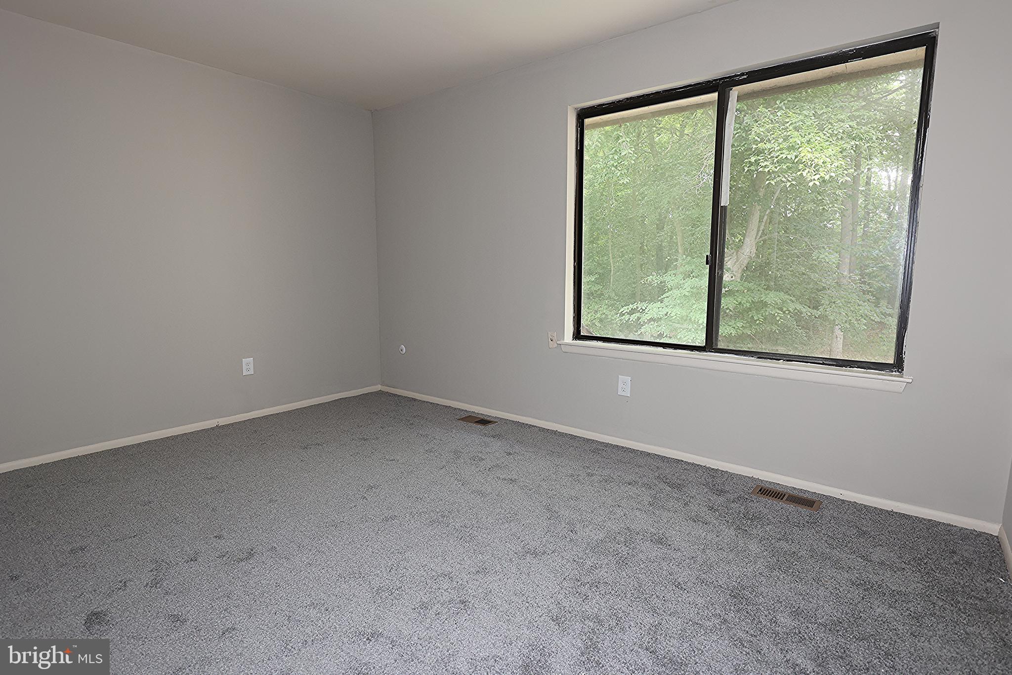 11 Sycamore Ct