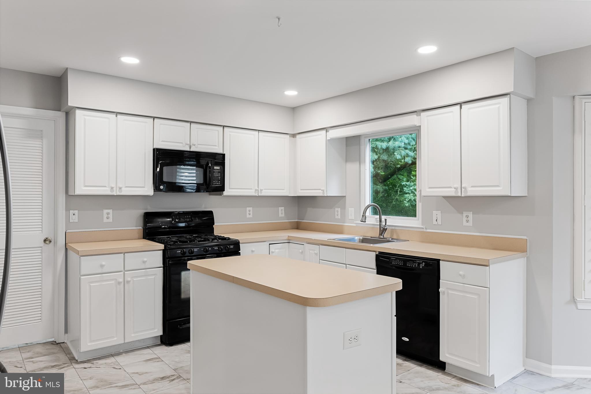 46 Turnbridge Dr