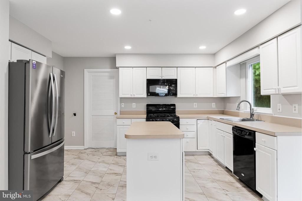 46 Turnbridge Dr