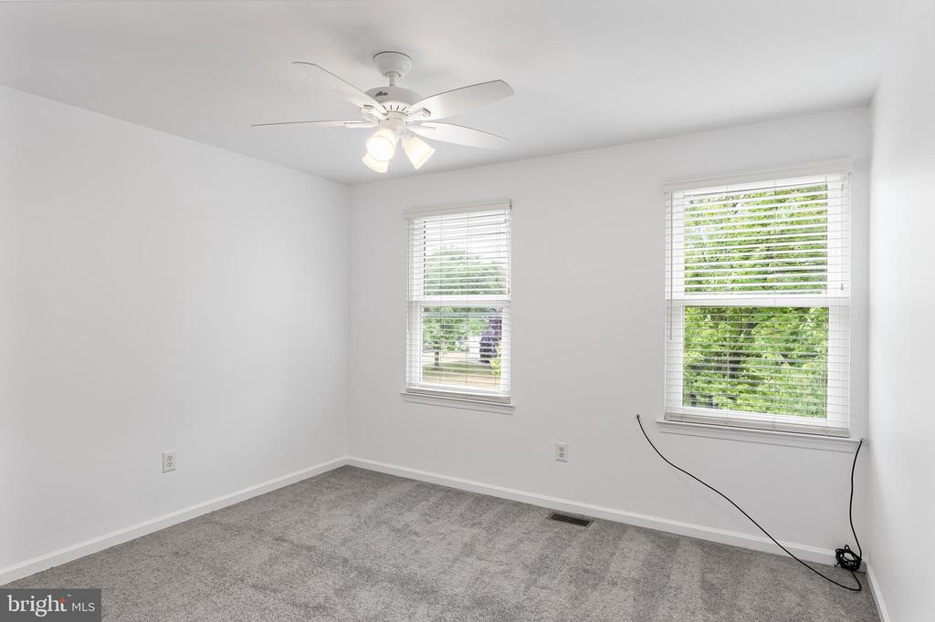 46 Turnbridge Dr
