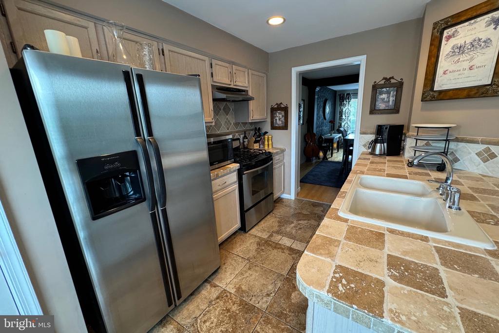56 SNOWBERRY LANE