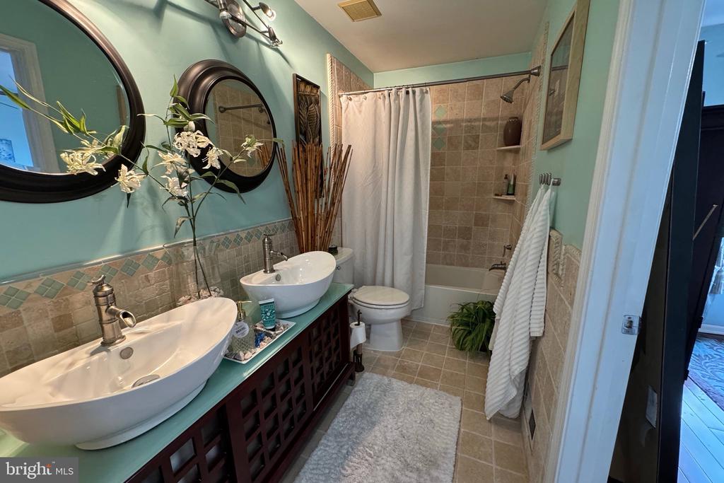 56 SNOWBERRY LANE