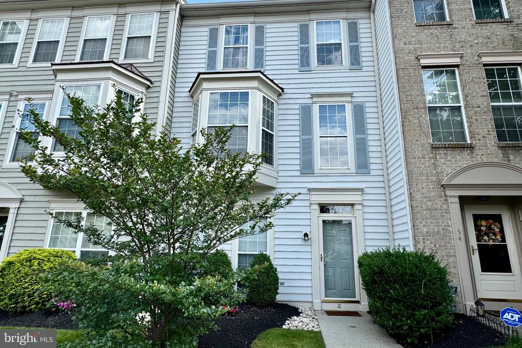 56 SNOWBERRY LANE