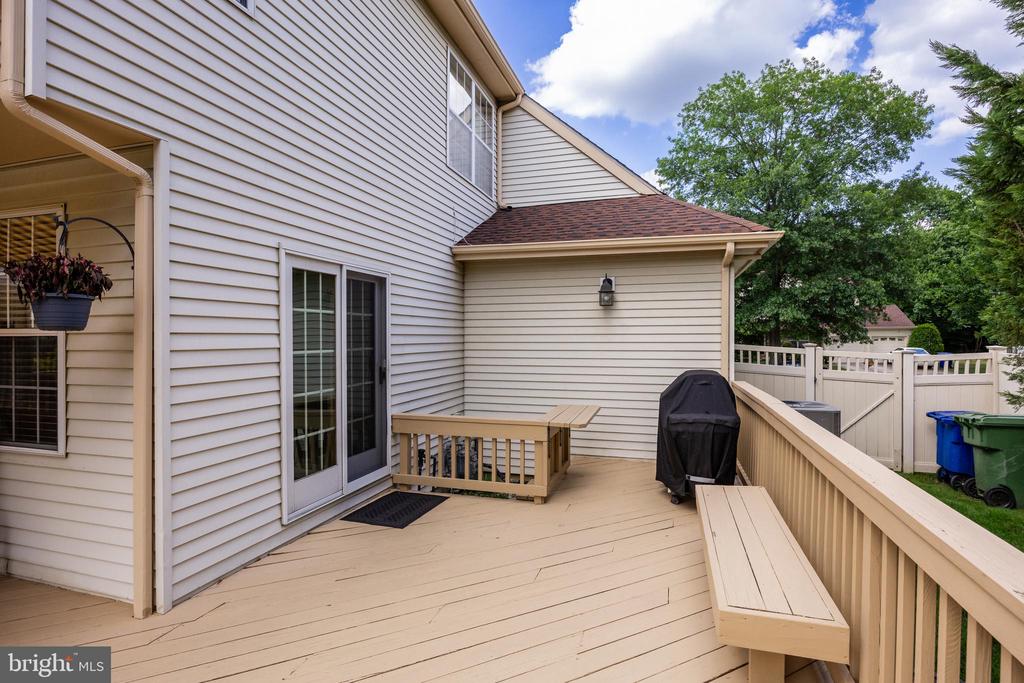 108 W Dominion Dr
