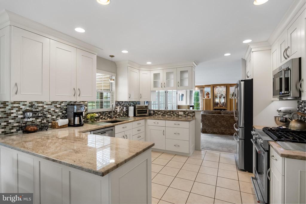 108 W Dominion Dr