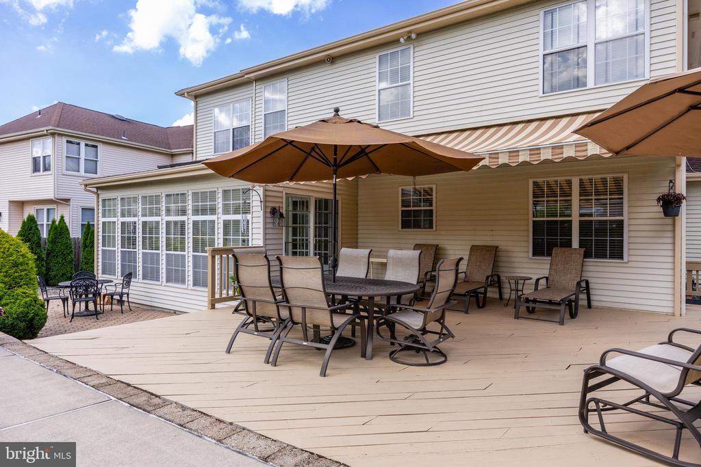 108 W Dominion Dr