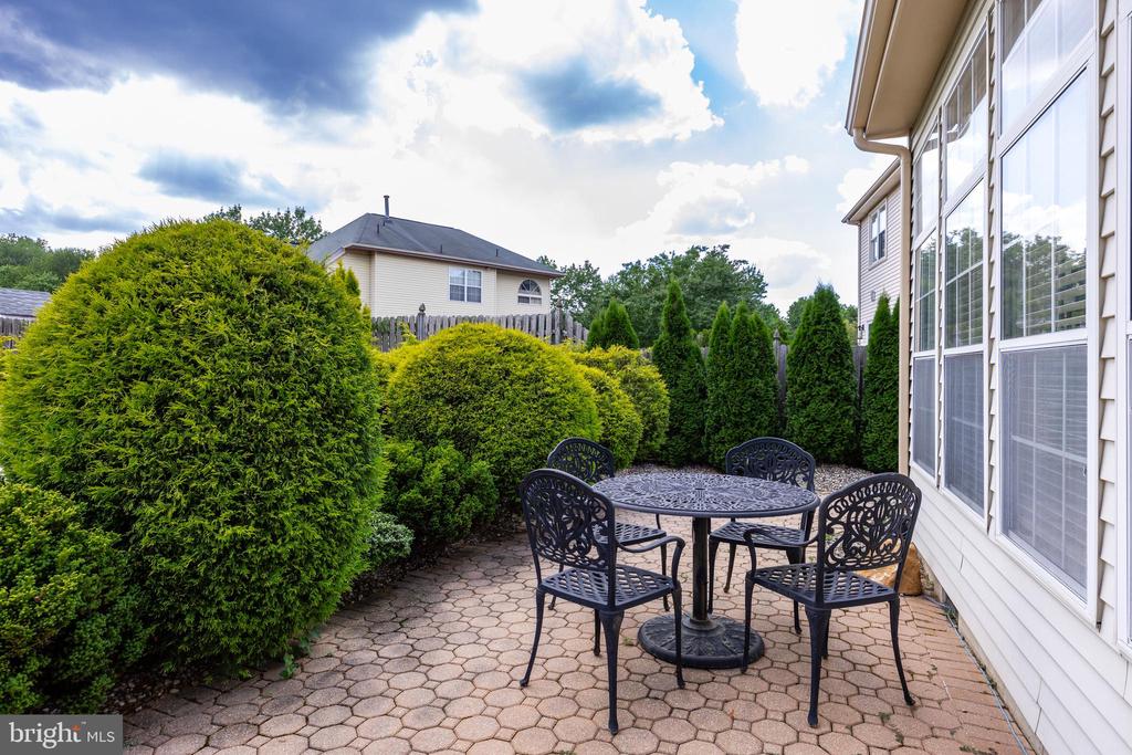 108 W Dominion Dr