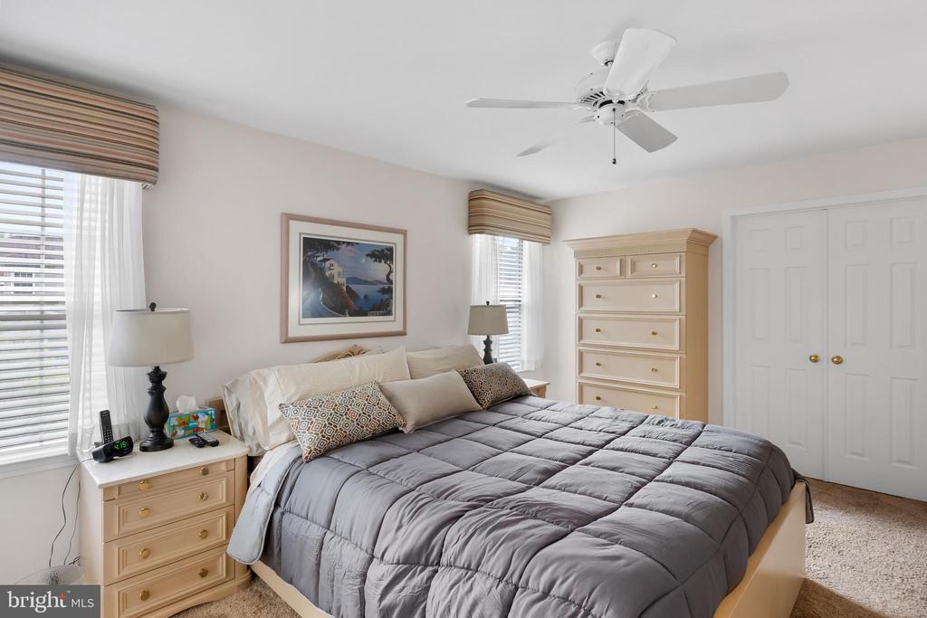 108 W Dominion Dr