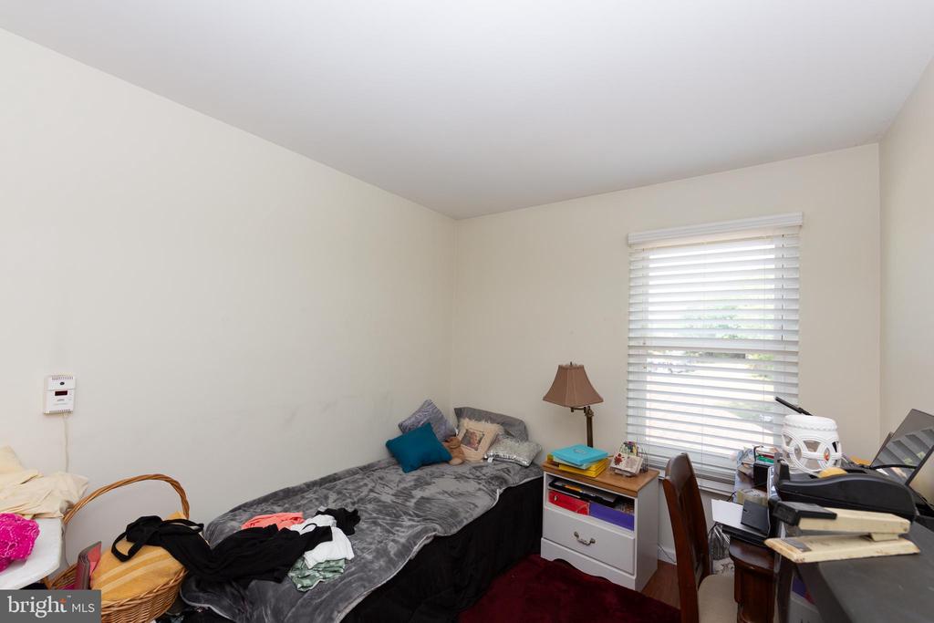 152 N HILL DRIVE