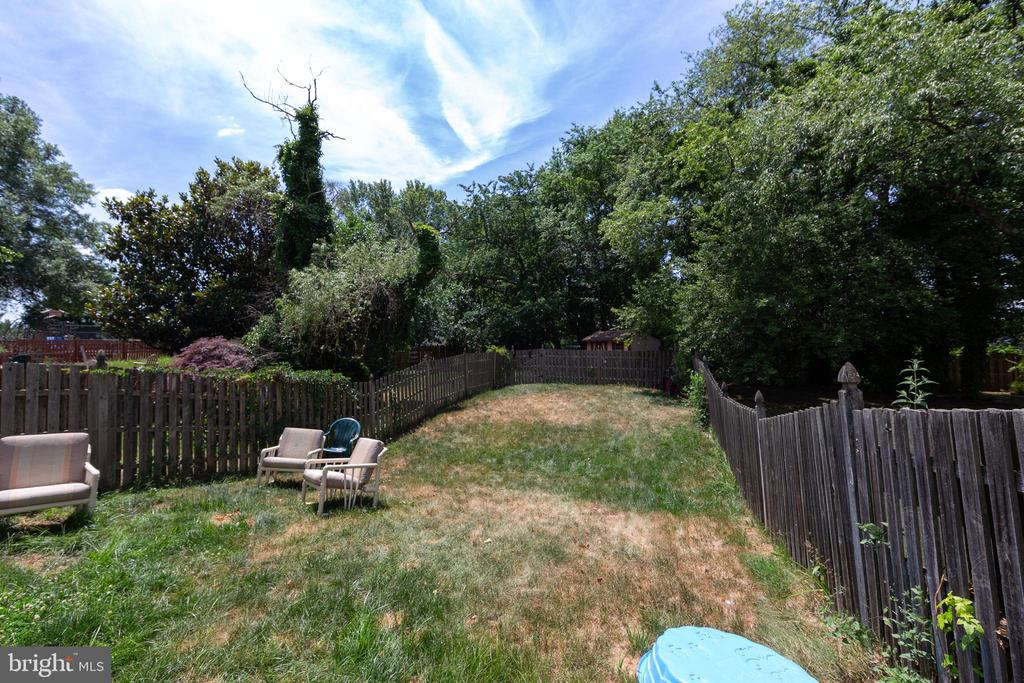 152 N HILL DRIVE