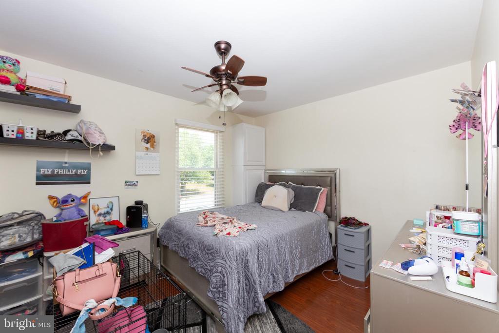 152 N HILL DRIVE