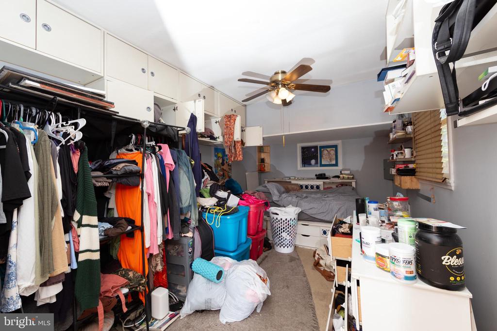 152 N HILL DRIVE