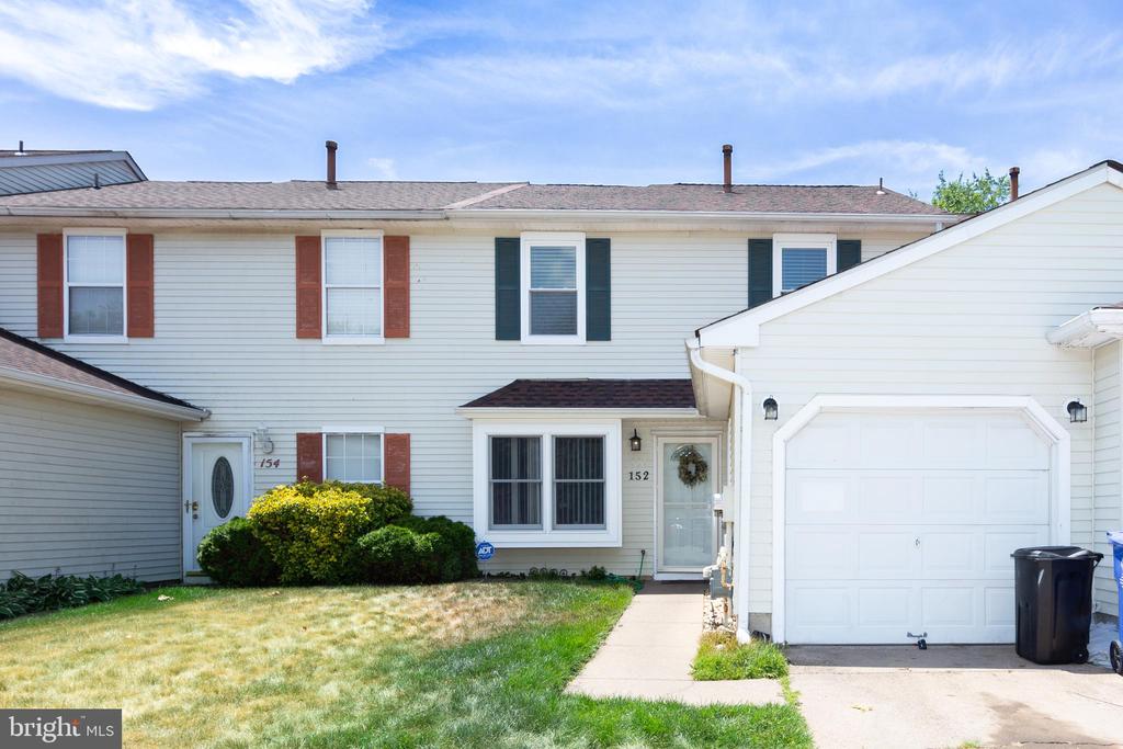152 N HILL DRIVE