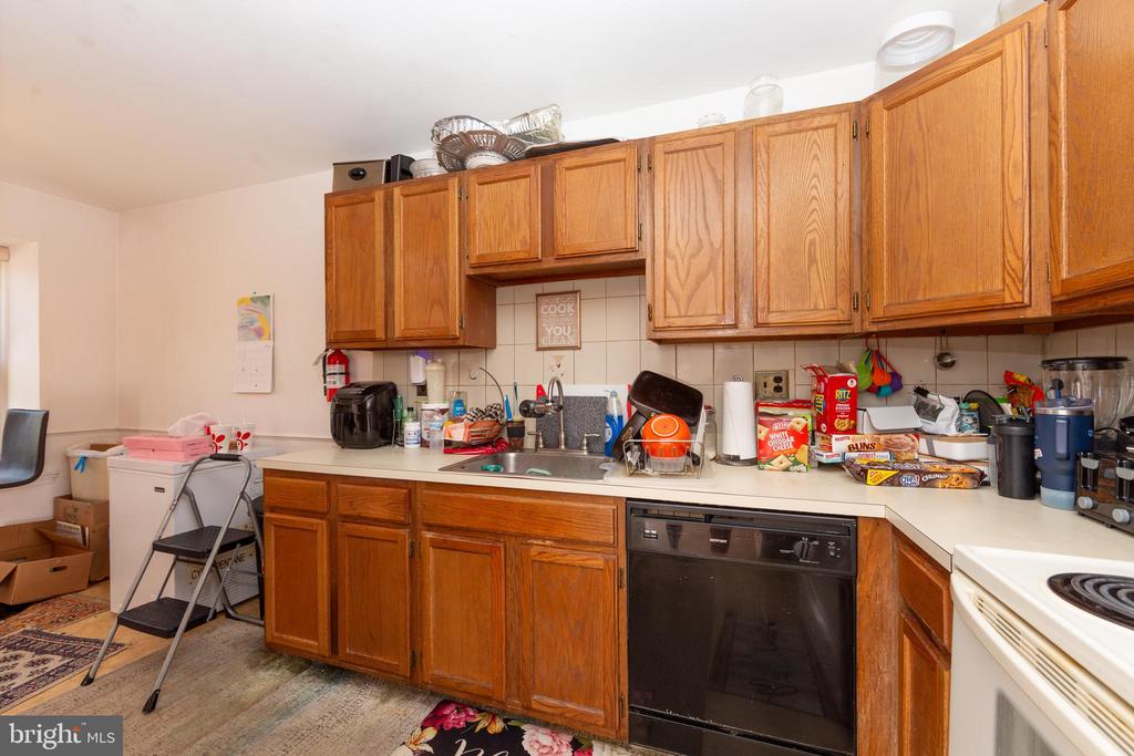 152 N HILL DRIVE