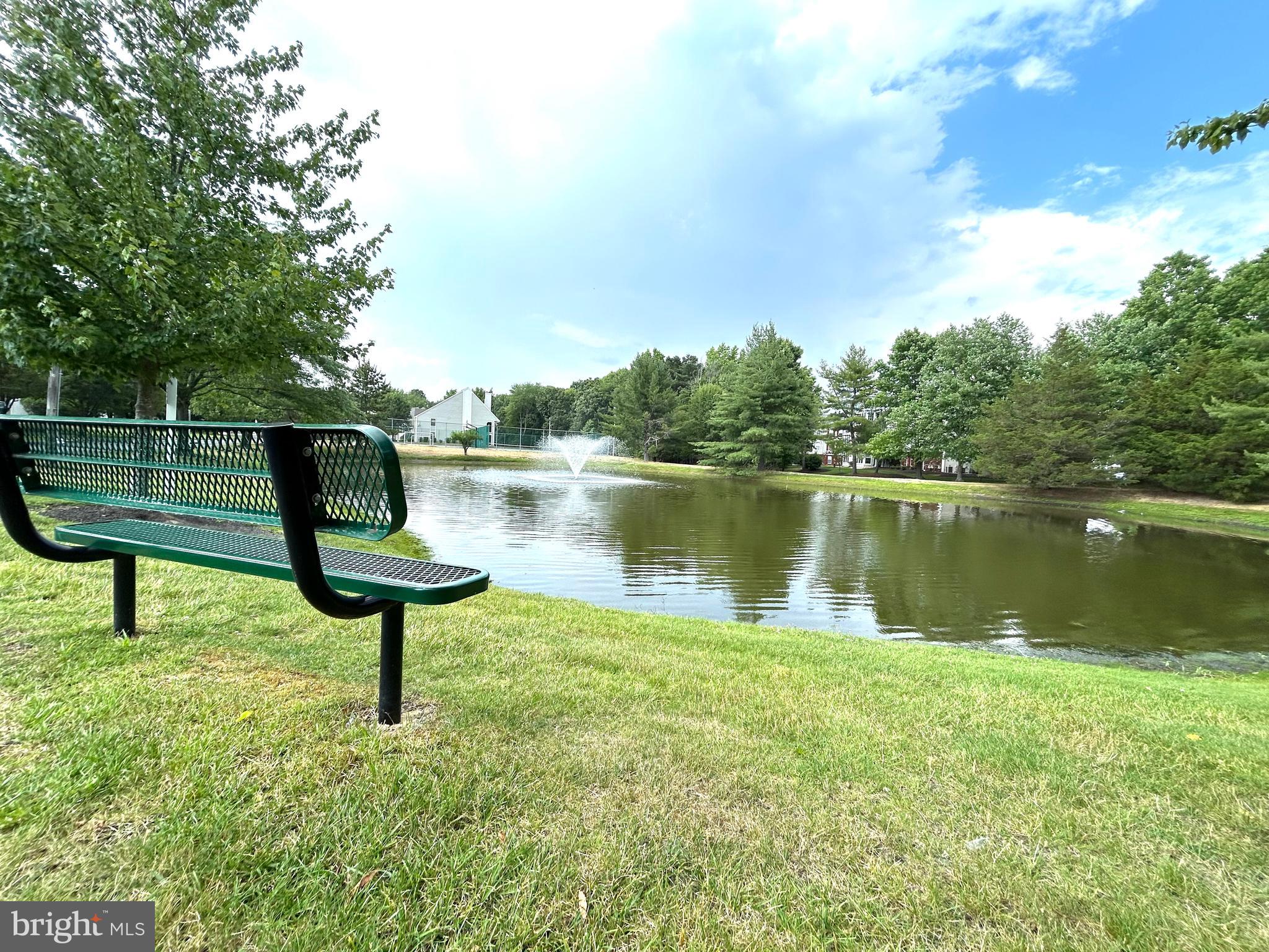 38 Bridgewater Dr
