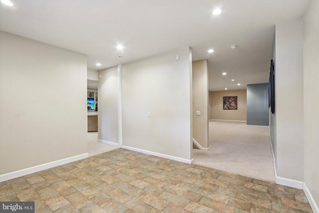 14 Somerton Sq