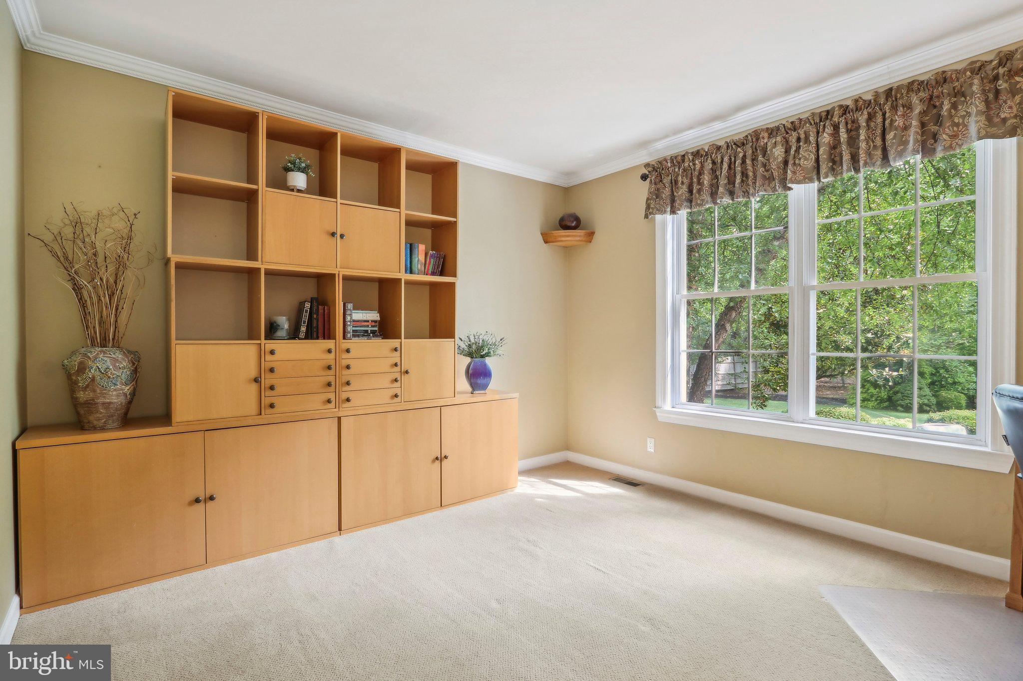 14 Somerton Sq