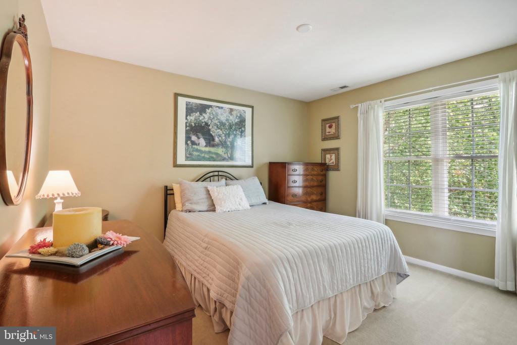 14 Somerton Sq