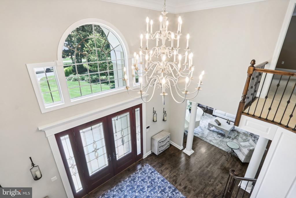 12 Brookwood Dr