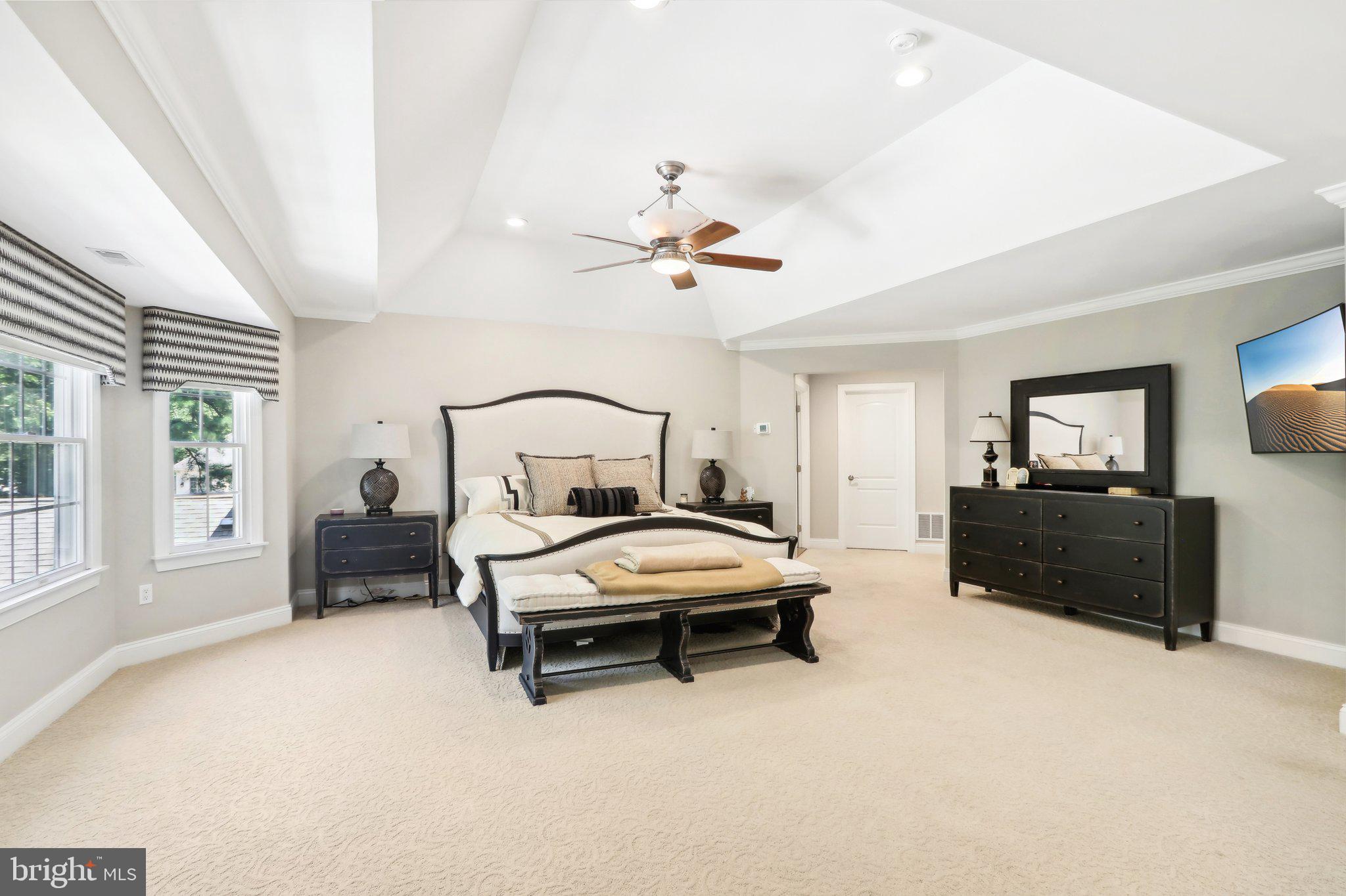 12 Brookwood Dr