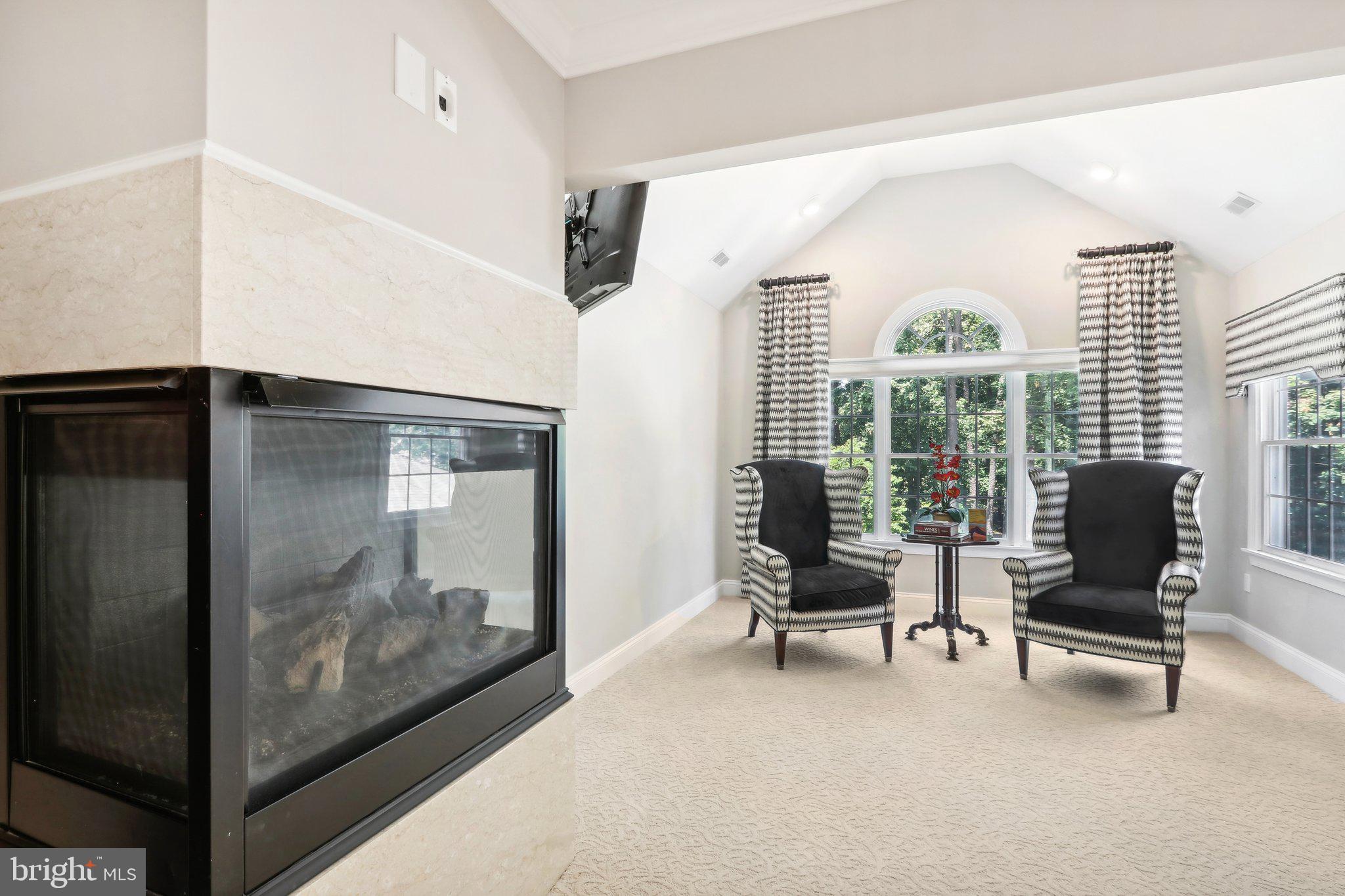 12 Brookwood Dr