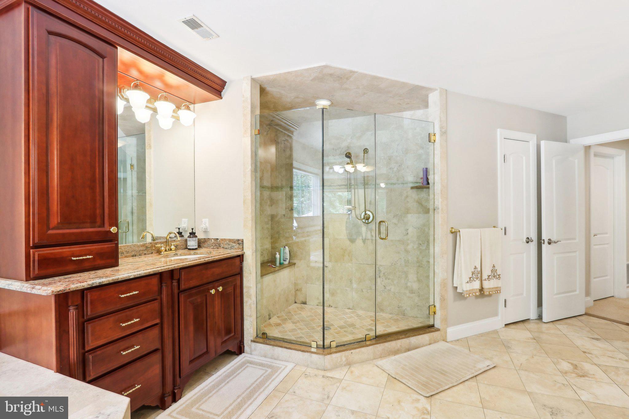 12 Brookwood Dr