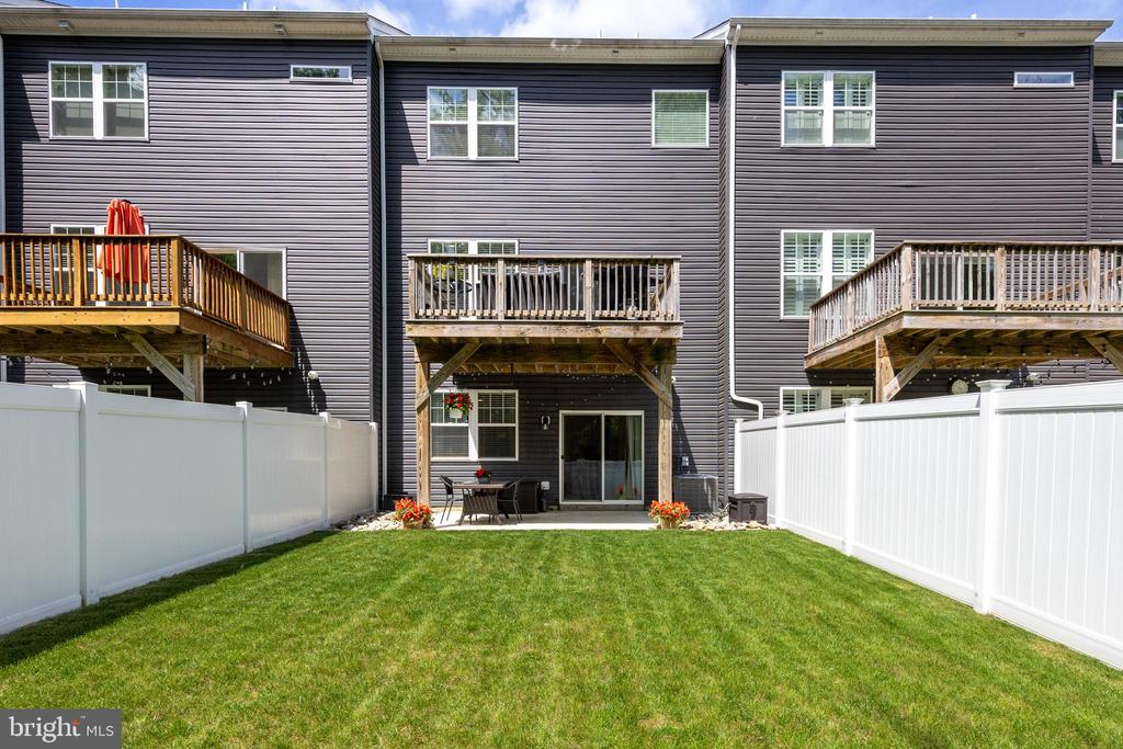 42 Sullivan Way