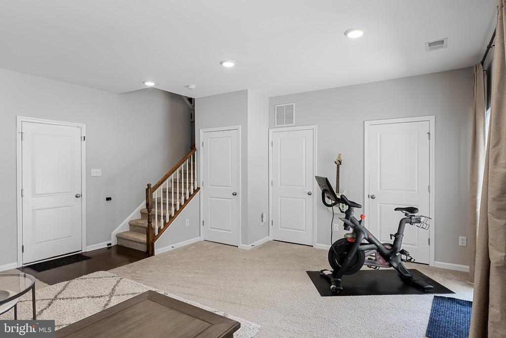 42 Sullivan Way